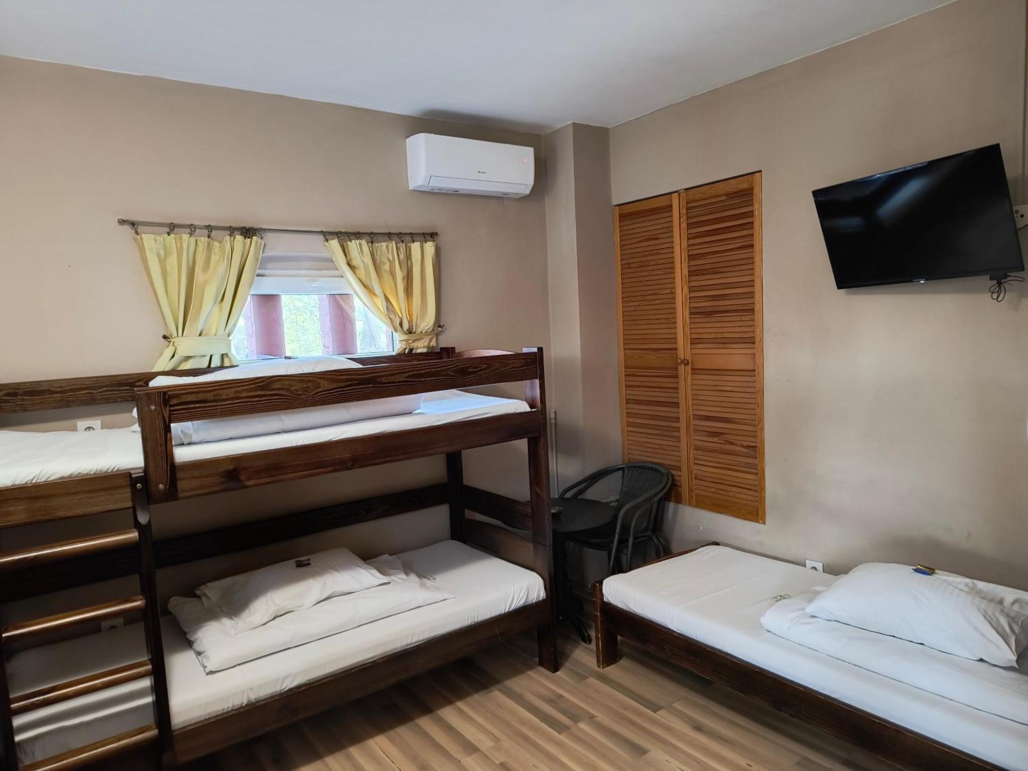 Green Hostel Wroclaw Przy Zoo Luaran gambar